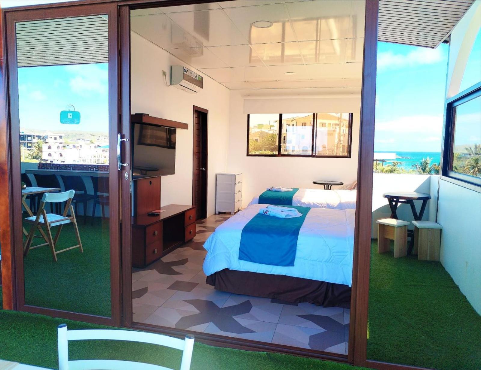 Hostal Gosen Puerto Baquerizo Moreno Exteriér fotografie